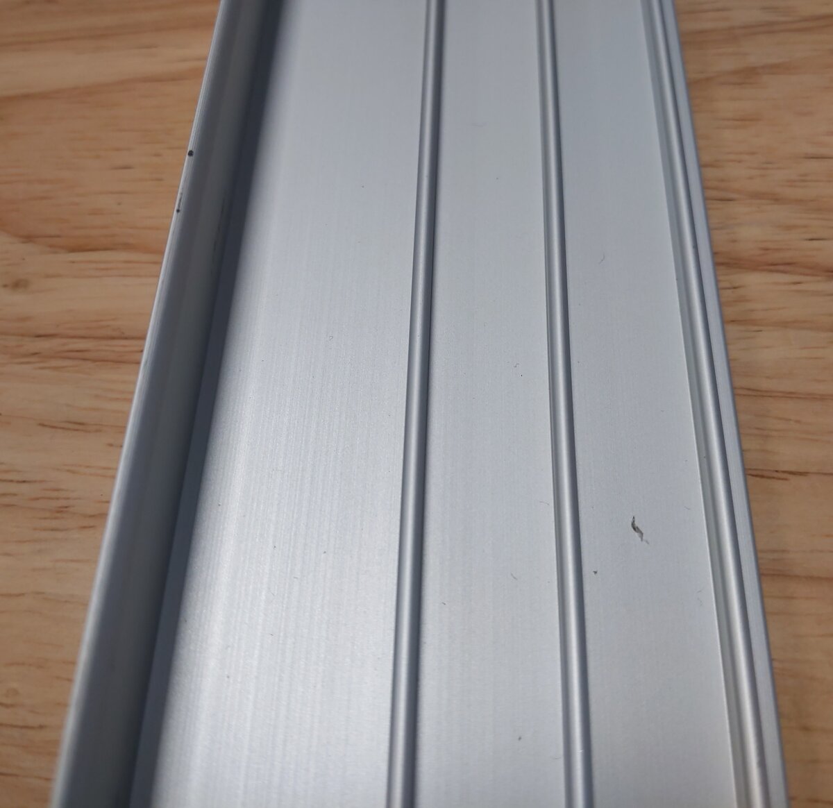 RA-1 Railrax O Gauge Shelf Section 6-Foot x 2-5/8", Satin-Glenn Snyder Shelf [3] EX