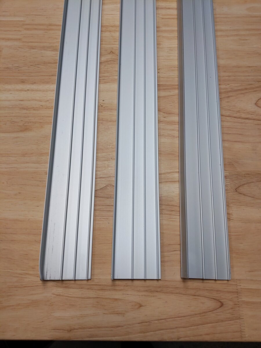 RA-1 Railrax O Gauge Shelf Section 6-Foot x 2-5/8", Satin-Glenn Snyder Shelf [3] EX