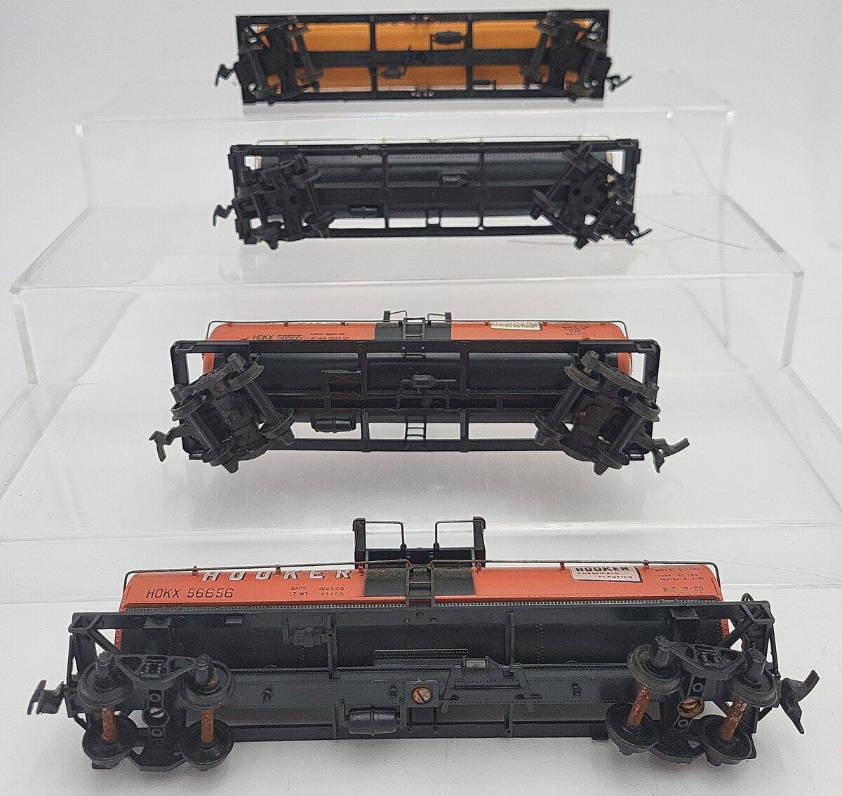 Tyco & Other HO Scale Assorted Tank Cars: 1245, 56656, 56555, 9876 [4] VG