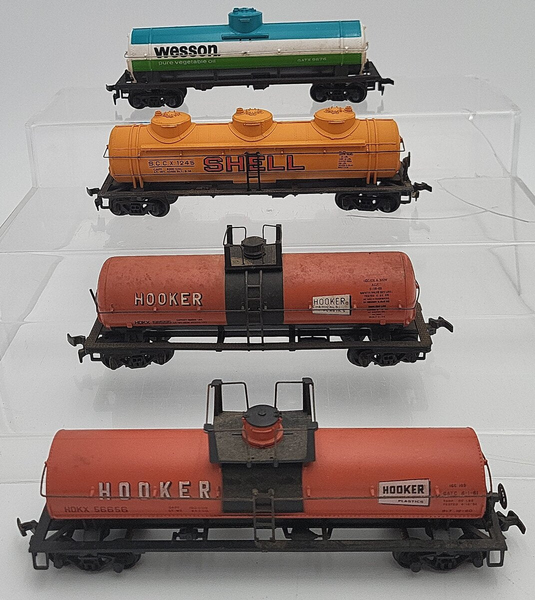 Tyco & Other HO Scale Assorted Tank Cars: 1245, 56656, 56555, 9876 [4] VG