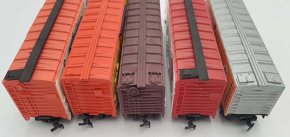 American Flyer & Other HO Assorted Freight Cars: 521, 78541, 78540, 40394 [5] VG