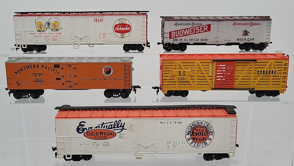 American Flyer & Other HO Assorted Freight Cars: 521, 78541, 78540, 40394 [5] VG