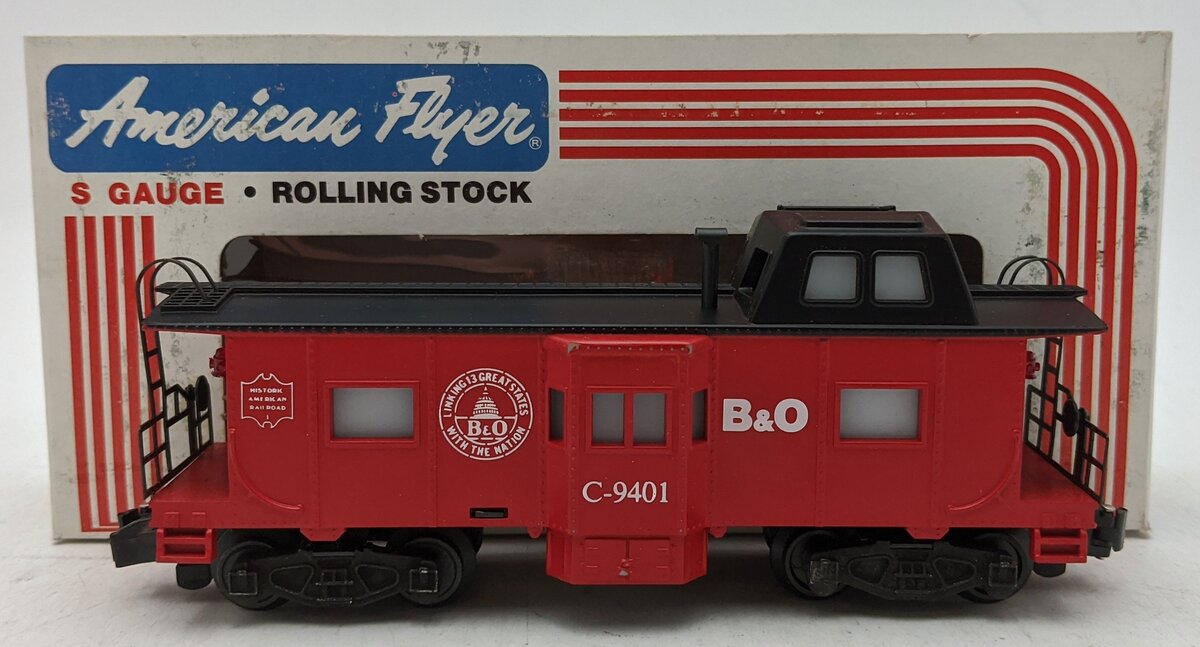 American Flyer 4-9401 S Gauge Baltimore & Ohio Bay Window Illuminated Caboose EX/Box