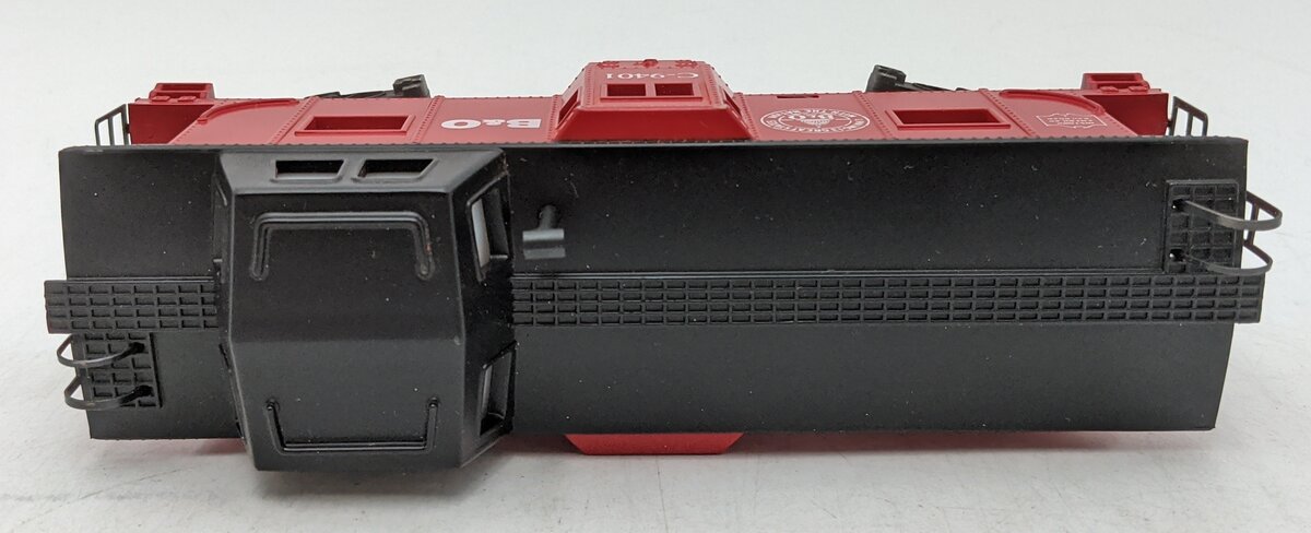 American Flyer 4-9401 S Gauge Baltimore & Ohio Bay Window Illuminated Caboose EX/Box