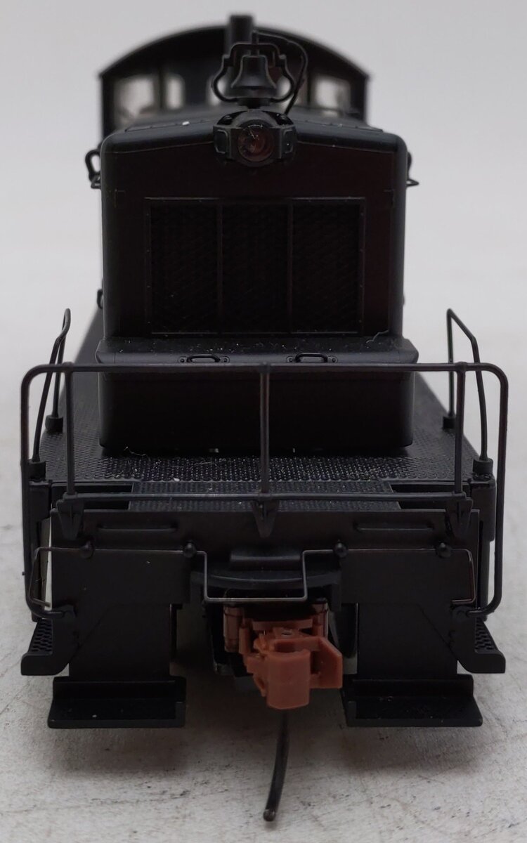 S-Helper 00438 S Gauge Unlettered SW1 Diesel Locomotive EX/Box