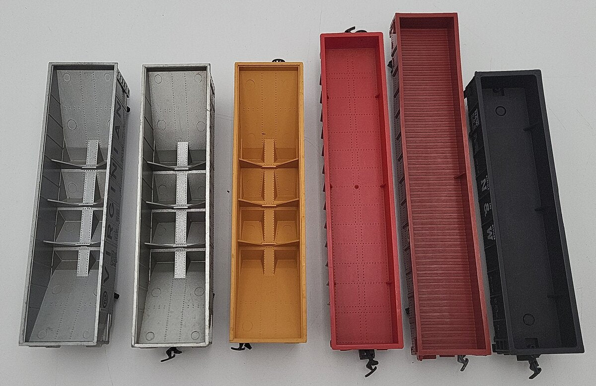 Lima & Other HO Scale Assorted Freight Cars: 750, 2610, 505, 83116, 344304 [6] VG
