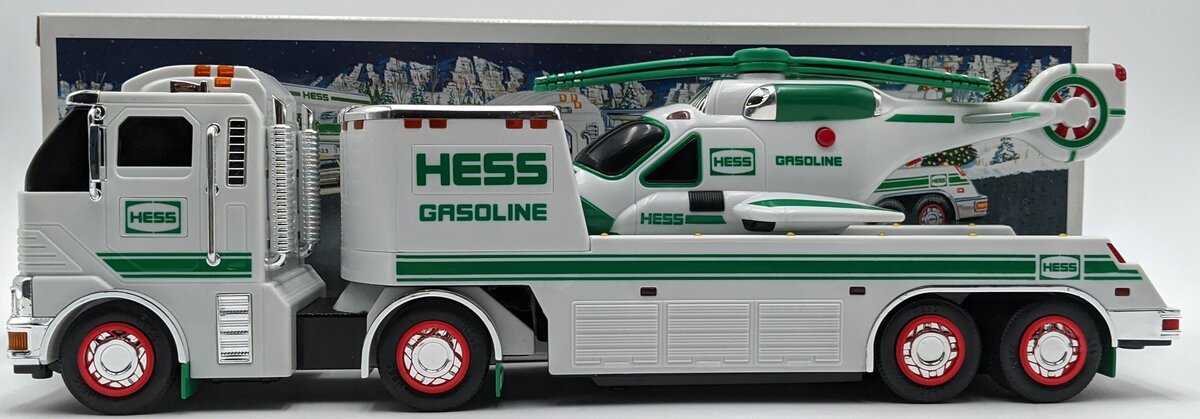 Hess 2006 Die Cast Toy Truck & Helicopter w/Ramp NIB
