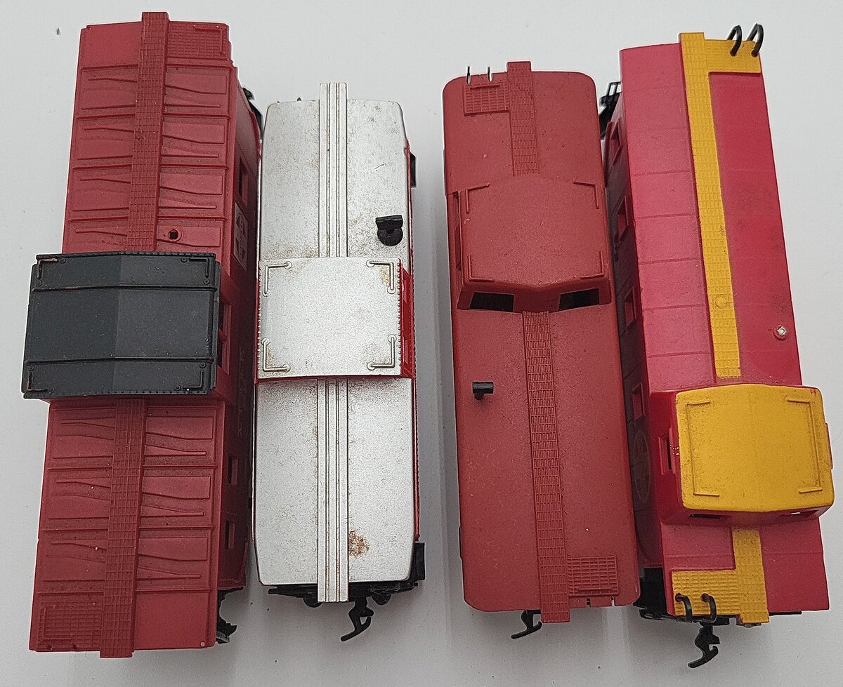 Bachmann & Other HO Scale ATSF Assorted Cabooses: 3851, 7240, 999851 [4] VG