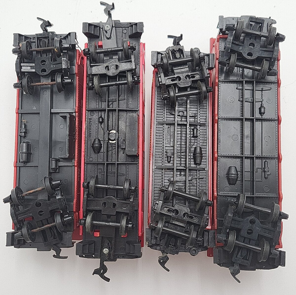 Bachmann & Other HO Scale ATSF Assorted Cabooses: 3851, 7240, 999851 [4] VG