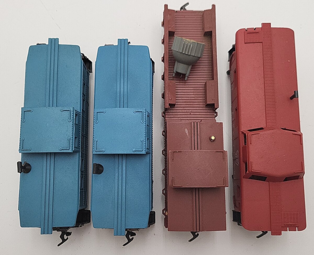HO Scale Assorted PRR Cabooses: 478120, 15723 [4] VG