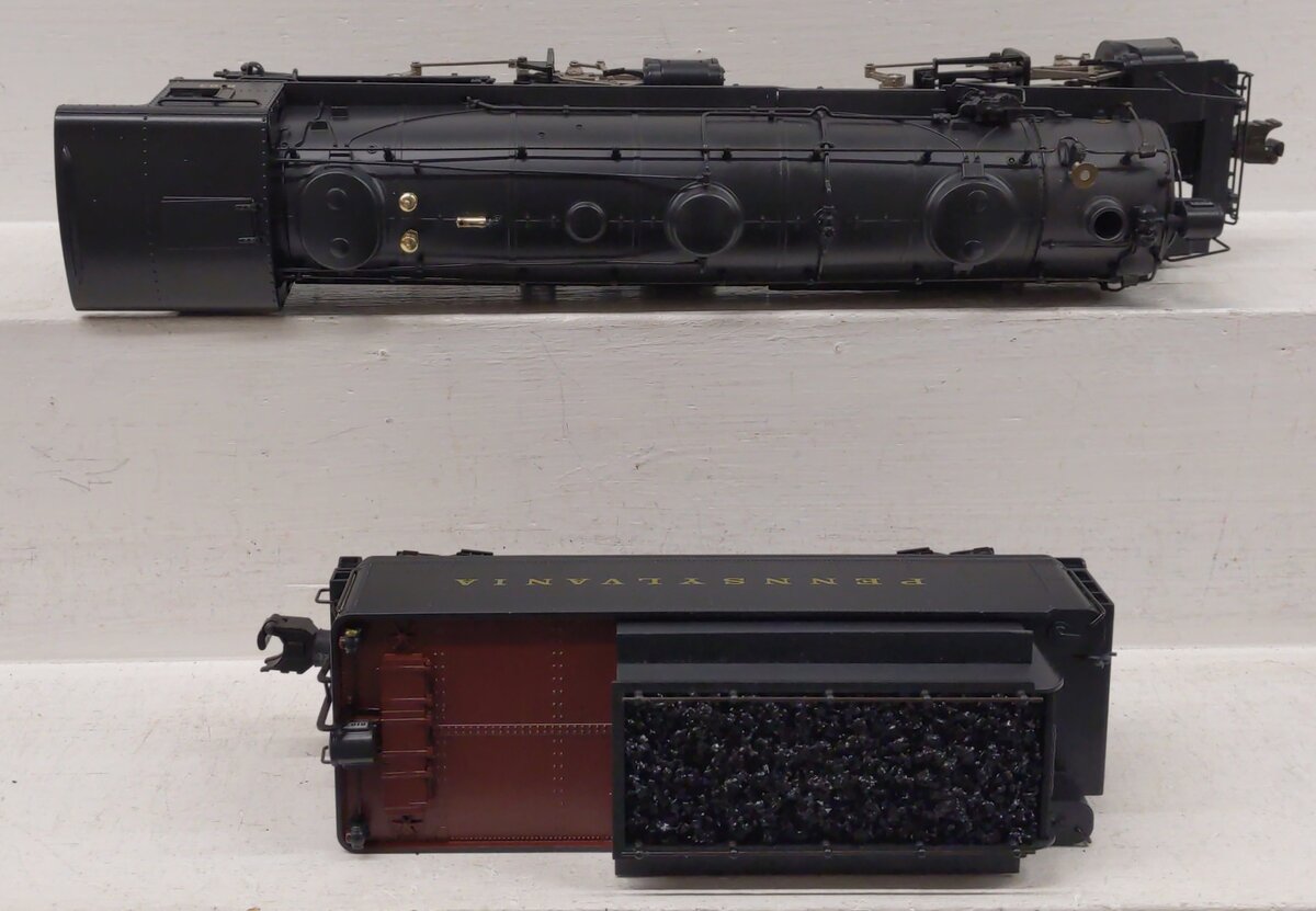 Lionel 6-11154 Pennsylvania CC2S 0-8-8-0 Legacy Steam Locomotive & Tender #8183 EX/Box