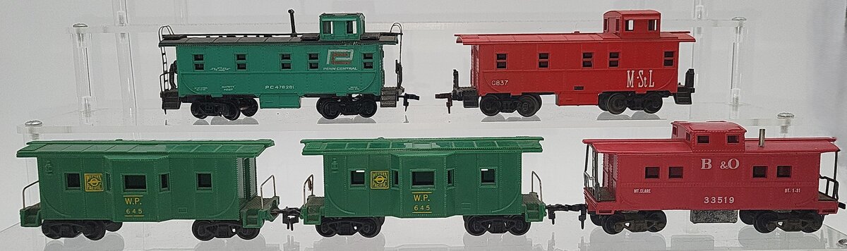 Bachmann & Other HO Scale Assorted Cabooses: 645, 478281, 0837, 33519 [5] VG