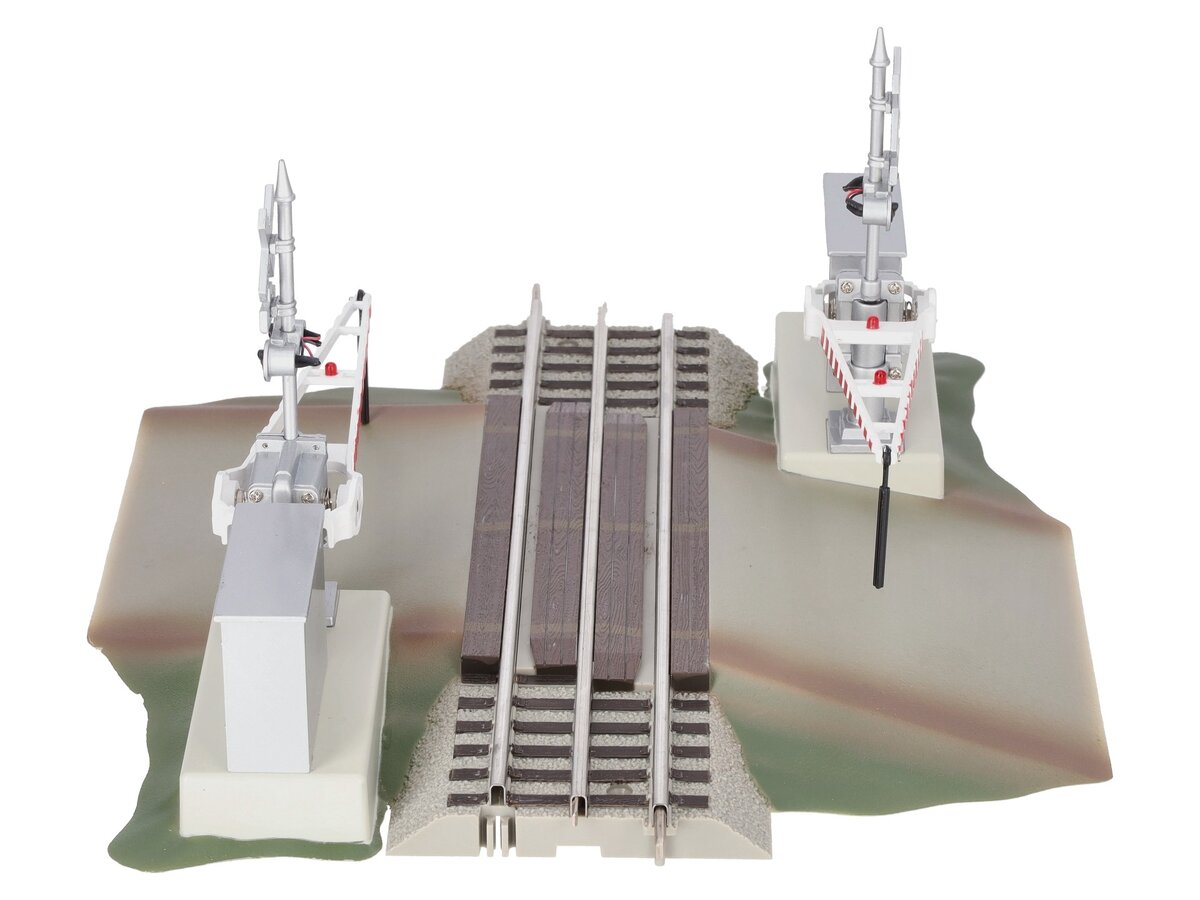 Lionel 6-12062 O Grade Crossing With Gates & Flashers EX/Box