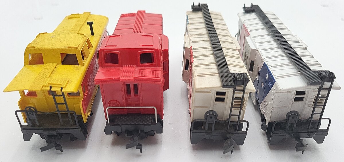 Lima & Other HO Scale Assorted Cabooses: 183, 33618 [4] VG