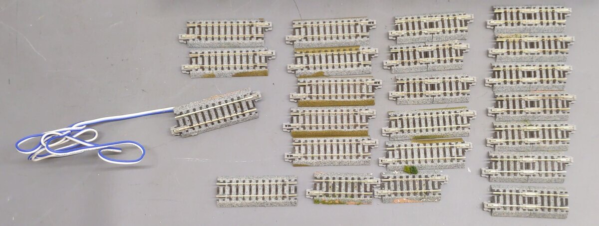 Kato N Scale Assorted Straight Track Sections (58) EX
