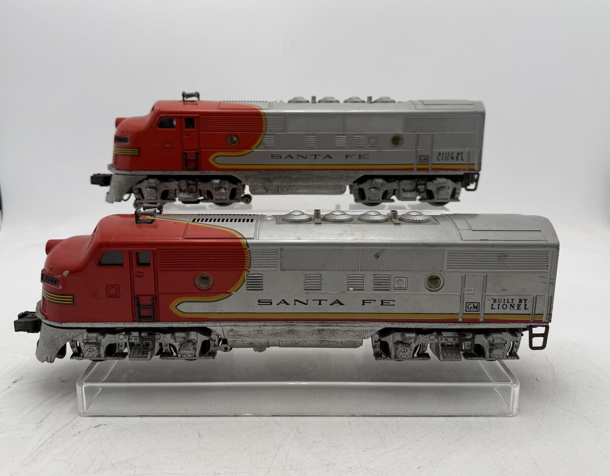 Lionel 2353 Vintage O Santa Fe F-3 AA Diesel Locomotive Set #2353 VG