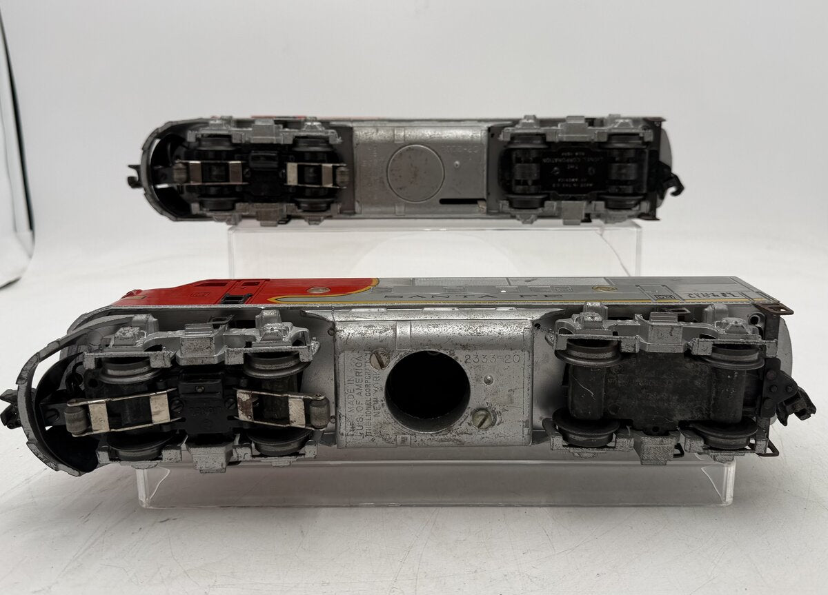 Lionel 2353 Vintage O Santa Fe F-3 AA Diesel Locomotive Set #2353 VG