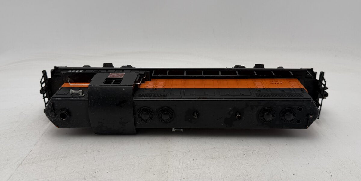 Lionel 2338 Vintage O Gauge Milwaukee Road Powered GP-7 Diesel Locomotive VG