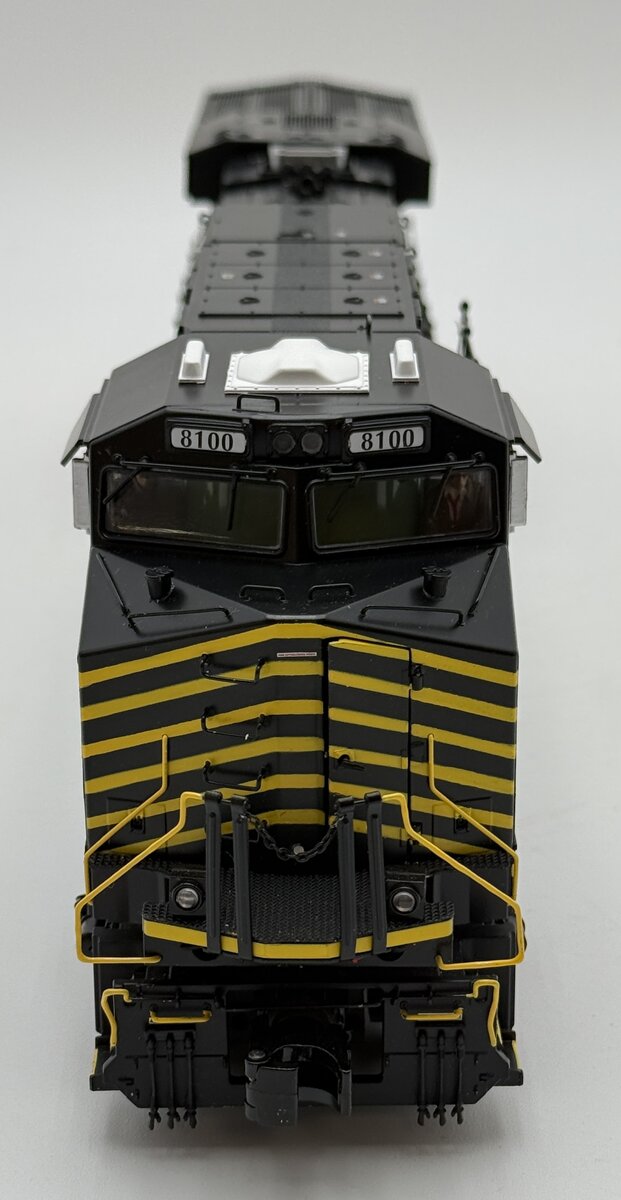 MTH 20-20262-1 Nickel Plate Road ES44AC Diesel Engine w/PS 3.0 #8100 EX