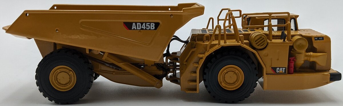 Norscot 55191 1:50 Caterpillar AD45B Underground Articulated Truck