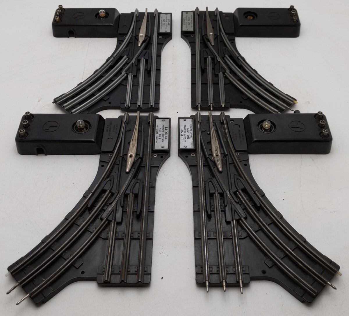 Lionel O22 Vintage O Left-Hand & Right-Hand Electric Remote Switches [4]