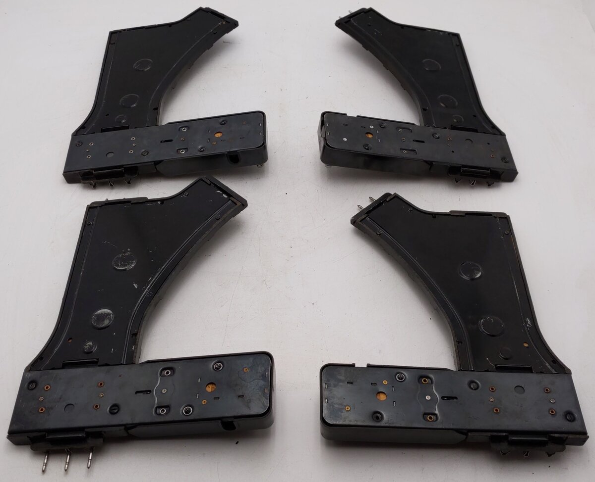 Lionel O22 Vintage O Left-Hand & Right-Hand Electric Remote Switches [4] VG