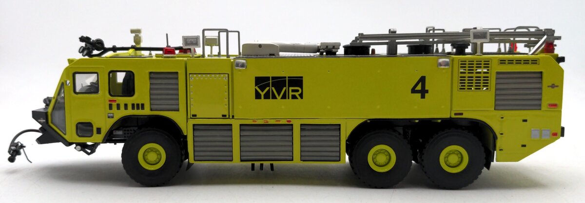 TWH Collectibles 078-01091 1:50 Scale Oshkosh Striker 3000 Airport Truck - YVR EX