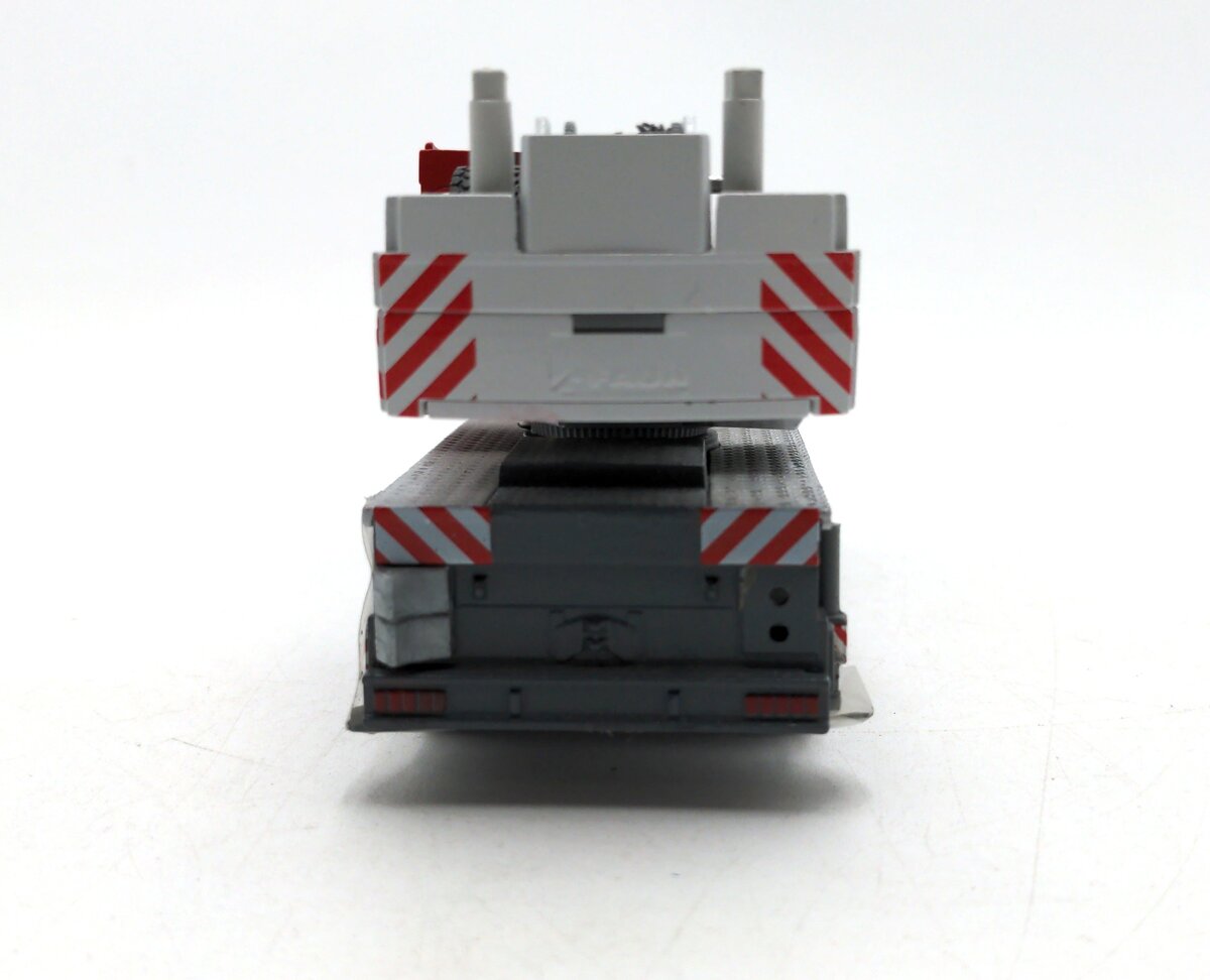 Conrad 2099 1:50 Tadano FAUN ATF 45-3 3-Axle Mobile Crane LN