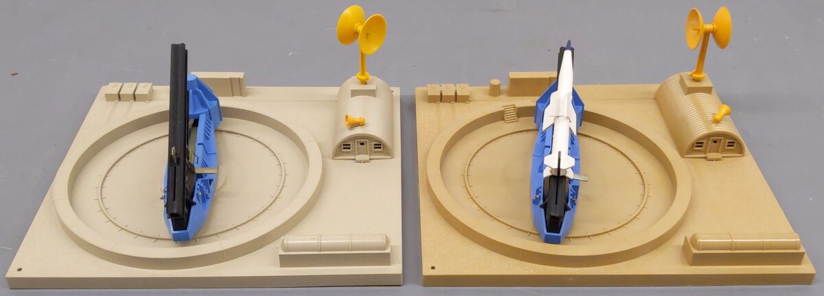 Lionel 443 Vintage O Missile Launching Platform w/Exploding Ammunition Dump [2] VG/Box