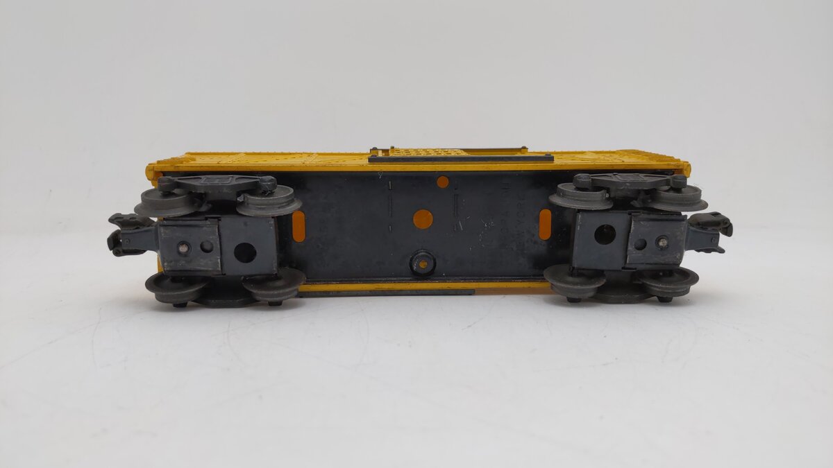 Lionel 6656 Vintage O Lionel Lines Yellow Stock Car #6656 EX