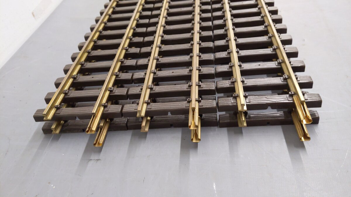 LGB 10610 G Gauge 48" Straight Track Sections (6) EX