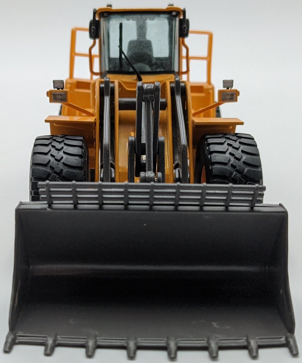 Motorart 1:50 Volvo L180E Front End Loader NIB