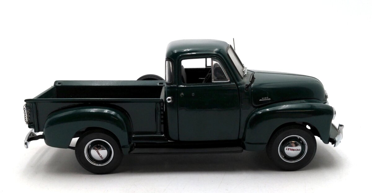 Danbury Mint 1953 1:24 Scale Dark Moss Green Chevrolet Pickup VG/Box
