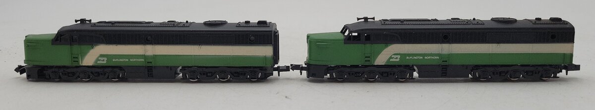 Con-Cor Burlington Northern Powered & Unpowered AA Units Diesel Locomotives EX