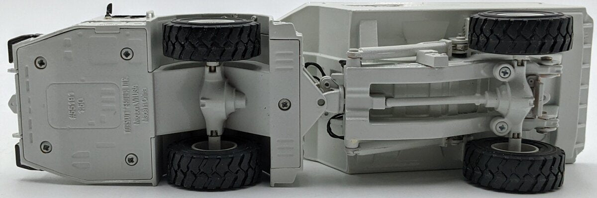 Norscot 55191 1:50 Caterpillar AD45B Underground Articulated Truck - White NIB