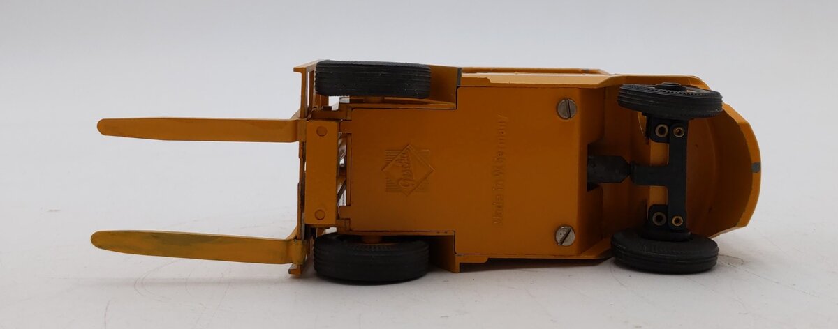 Gescha 215 1:25 Scale Caterpillar Forklift LN