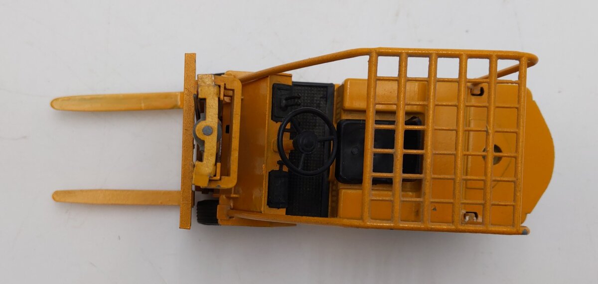 Gescha 215 1:25 Scale Caterpillar Forklift LN