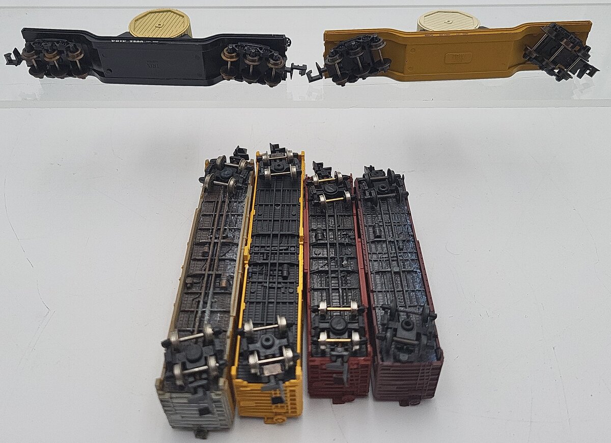 Atlas & Other N Scale Assorted Freight Cars: 30552, 310820, 11503, 20201 [6] EX