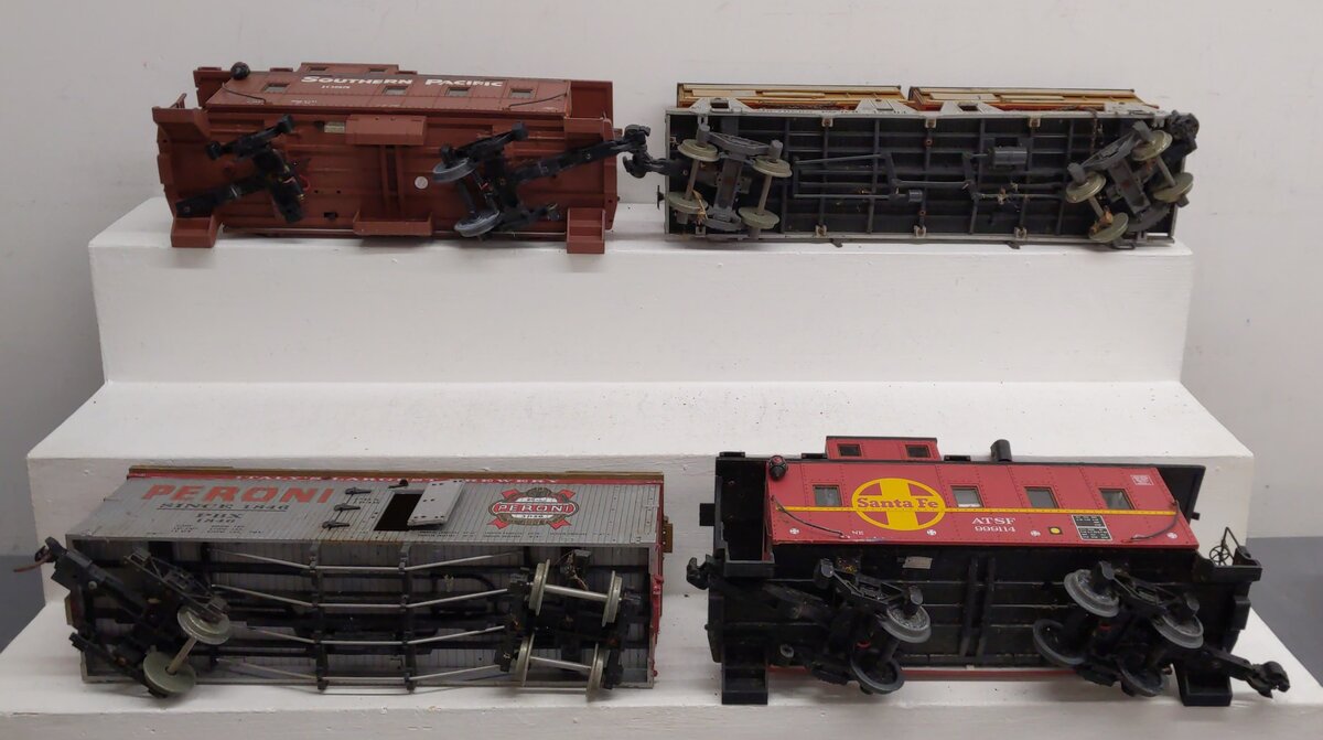 LGB & Other Assorted G Scale Freight Cars [4]