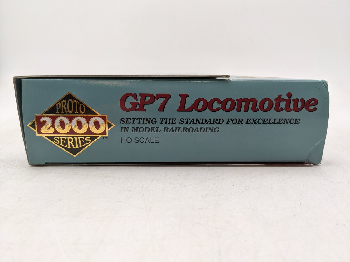 Proto 2000 23552 HO Scale ATSF GP-7 Diesel Locomotive #2681 EX/Box