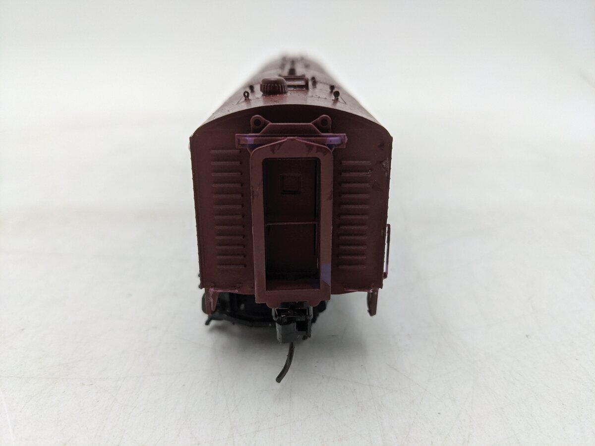 Proto 2000 23203 HO Scale Atlantic Coast Line Non-Powered B Unit #750B-Custom/Box