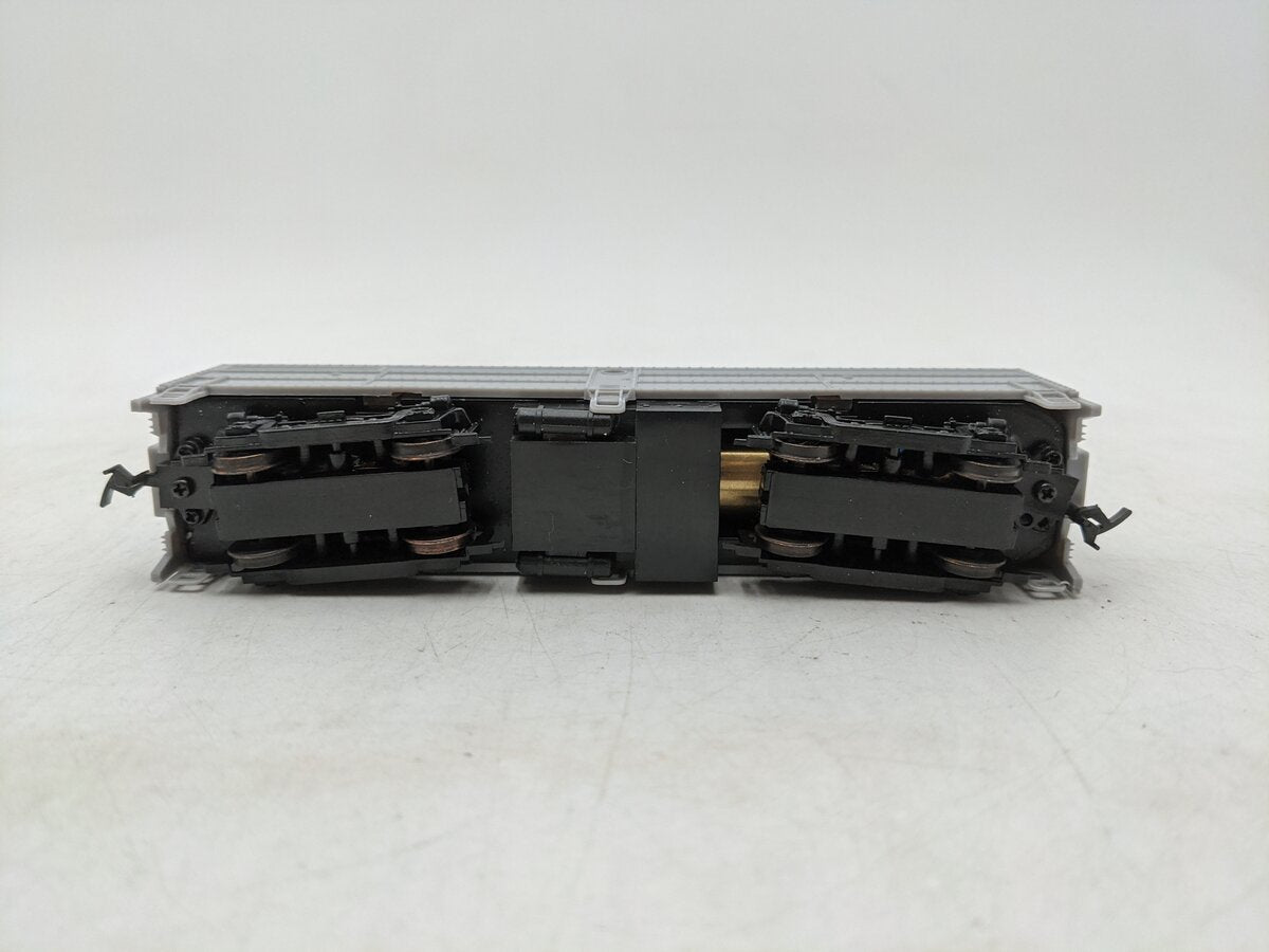 Walthers 931-260 HO Undecorated Alco FB-1 Powered Diesel Locomotive EX/Box