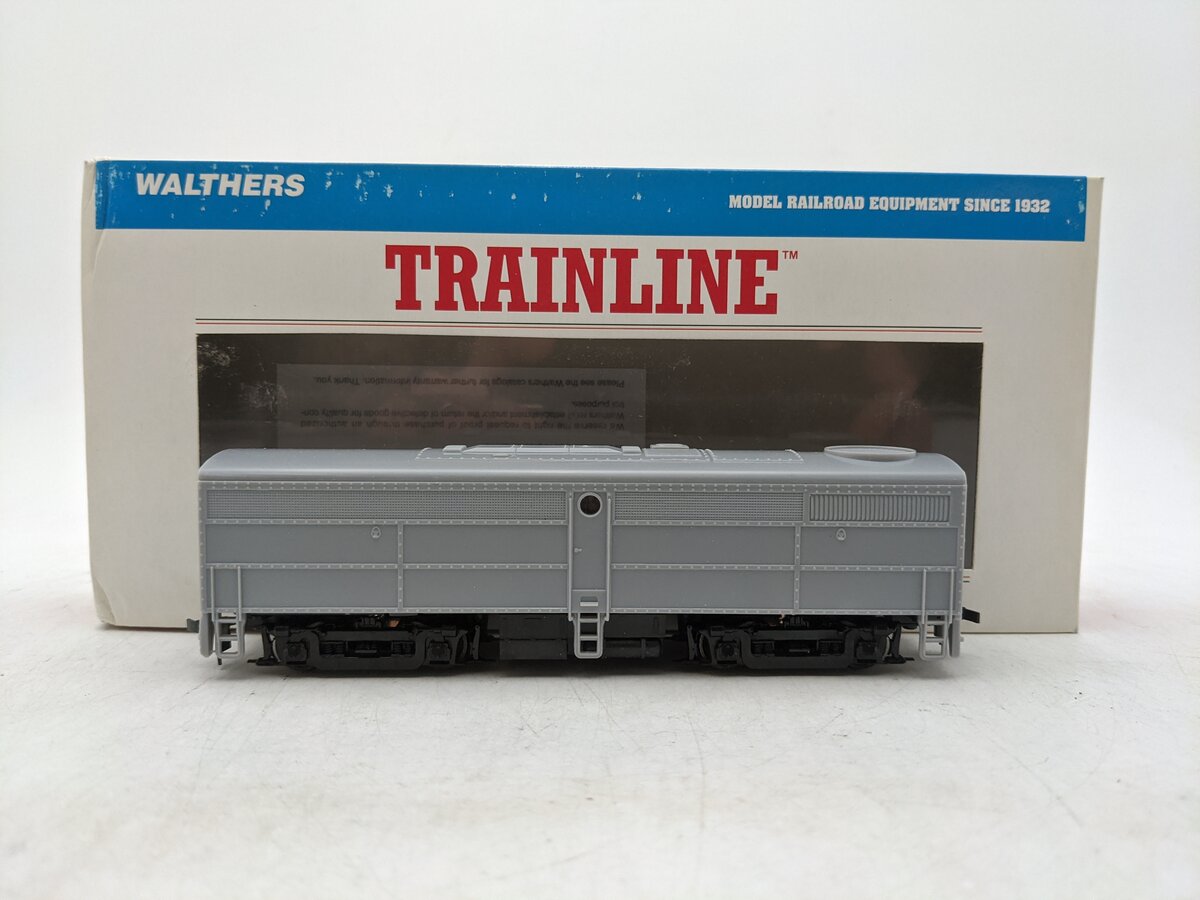 Walthers 931-260 HO Undecorated Alco FB-1 Powered Diesel Locomotive EX/Box