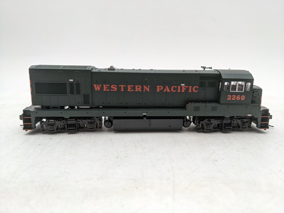 Atlas 8680 HO Scale Western Pacific Road GE U23B Diesel Locomotive #2260 EX/Box