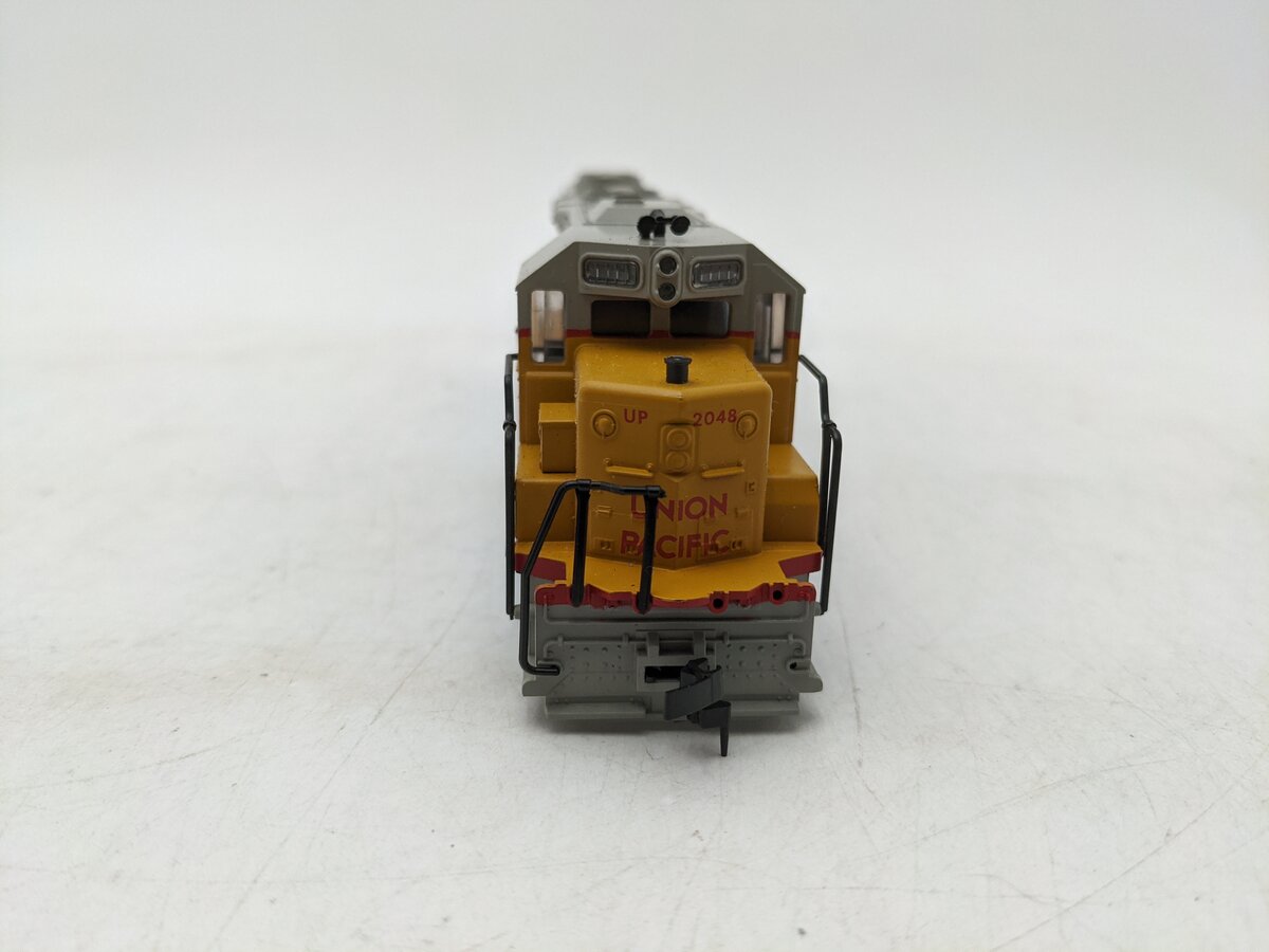 Atlas 7061 HO Union Pacific GP 38 Diesel Locomotive #2048 EX/Box