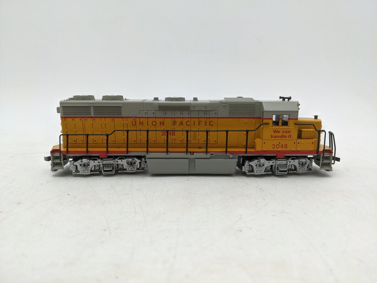 Atlas 7061 HO Union Pacific GP 38 Diesel Locomotive #2048 EX/Box