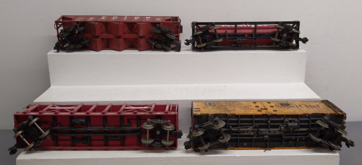 LGB & Other Assorted G Scale Freight Cars [4]