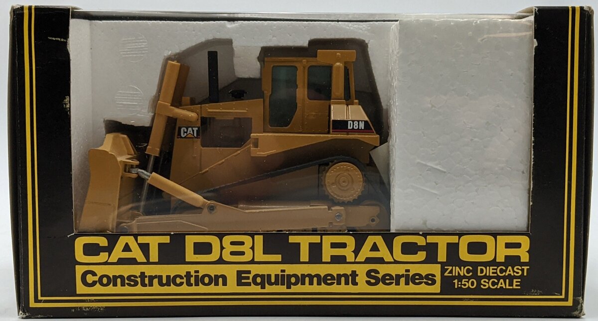 NZG 233 1:50 CAT D8N Track-Type Tractor