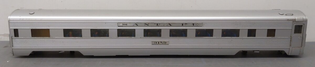 USA Trains R31001-2 G Scale Santa Fe Super Chief Coach Car #3189