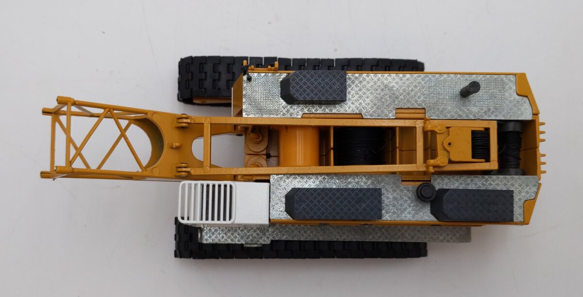 Conrad 2831 1:50 Scale LIEBHERR HS 883 Lattice Boom Crane NIB